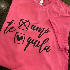 Valentines Day Te Amo or Tequila T-Shirt Size L